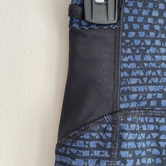 Lululemon Free Runner Crop Womens 4 Shatter Weave Desert Teal Alberta Lake Black - Picture 3 of 12